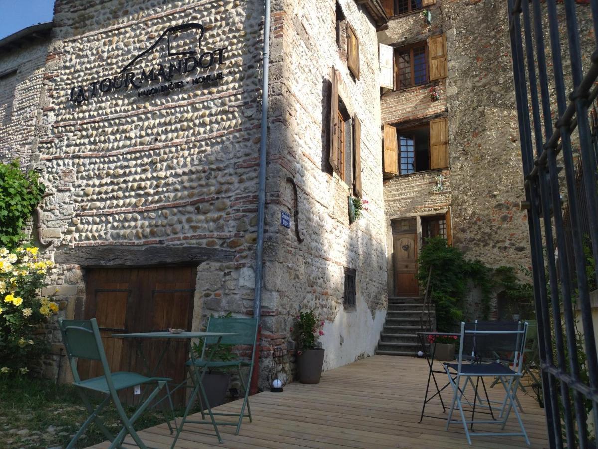 La Tour Mandot Bed & Breakfast Montluel ภายนอก รูปภาพ