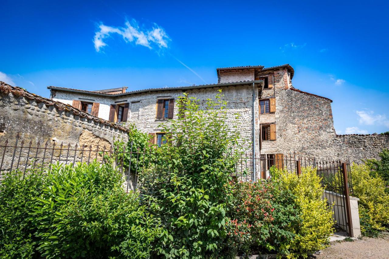 La Tour Mandot Bed & Breakfast Montluel ภายนอก รูปภาพ